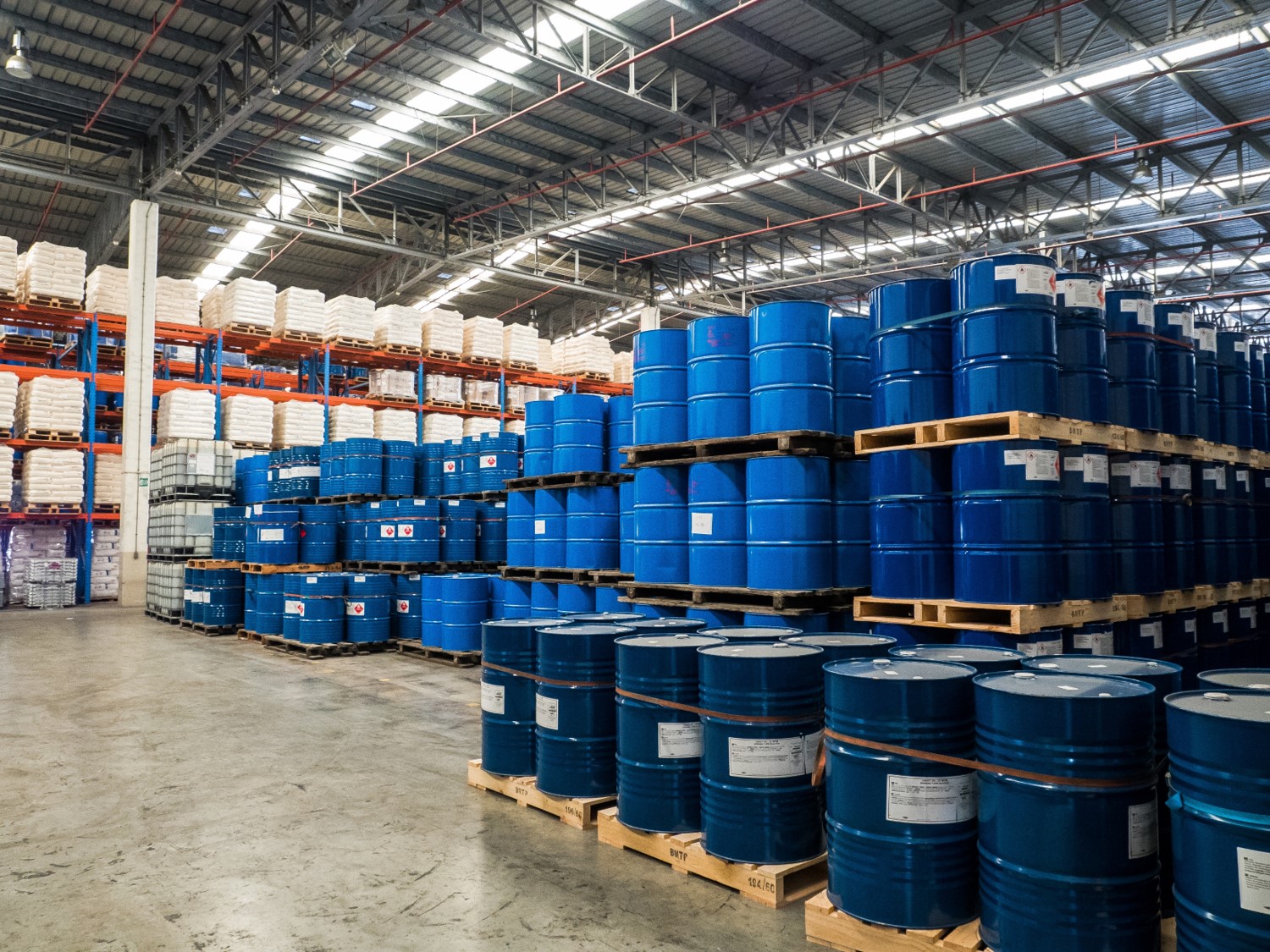 Drums Warehouse REDUCED SIZE_1127115965
